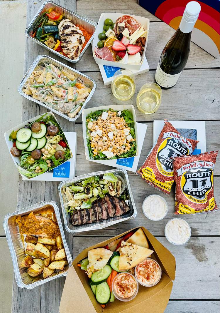 Delicious food packed in a box for concerts, parks or the beach 